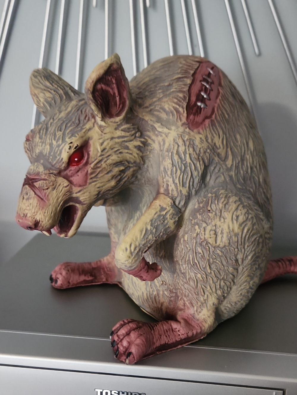 Horror Lab  Rat Figurine - Pink Zombie Rodent